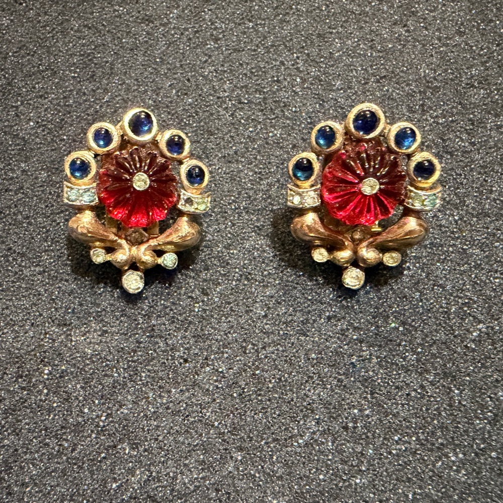 Crown Trifari Jewels of India Moghul Ruby Melon Clip On Earrings Alfred Philippe